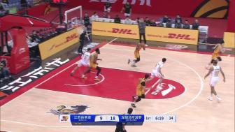 约翰逊24+6+13 王浩然23分 汤普森22+13 深圳送江苏11连败