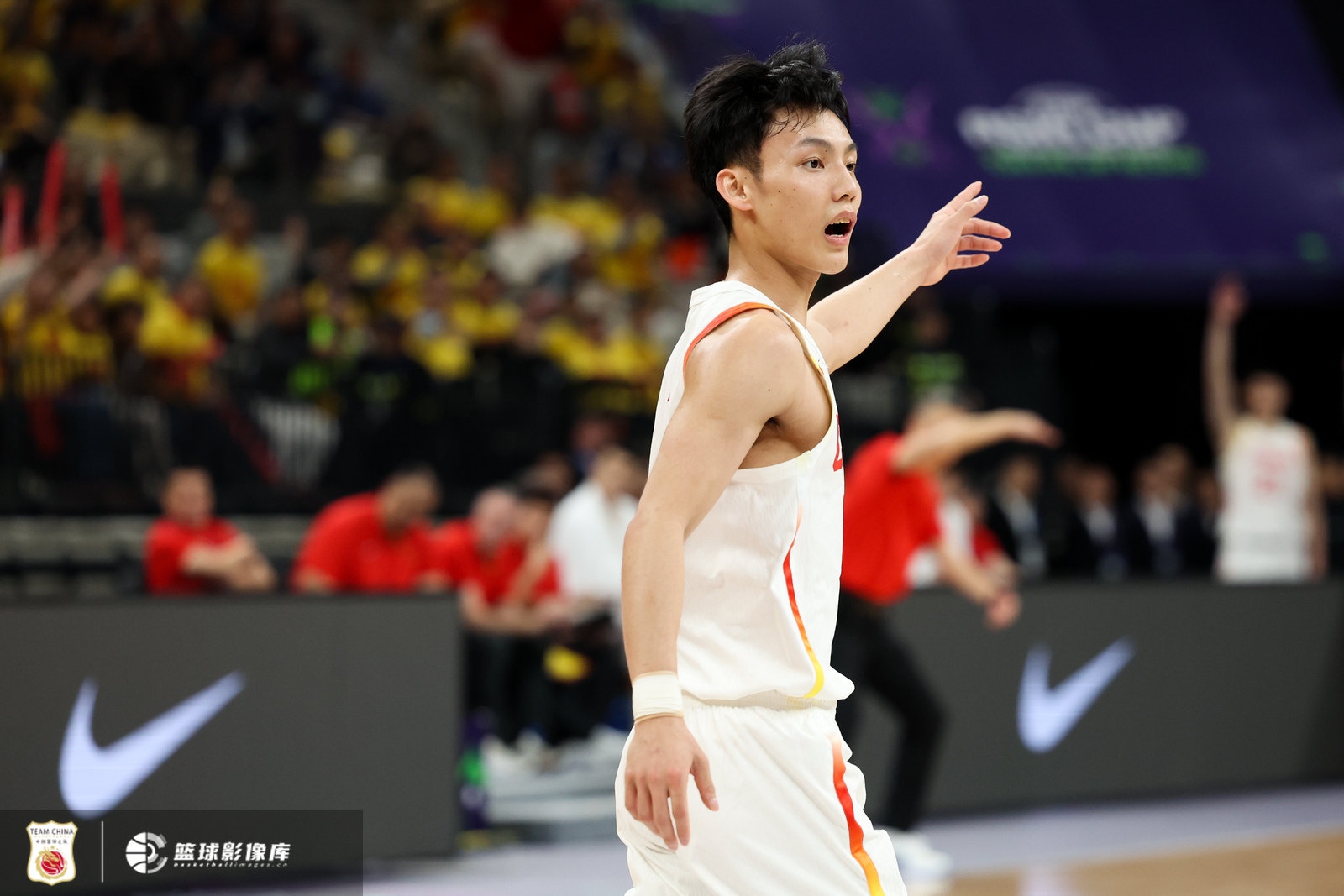 若中国男篮带5个后卫参加亚洲杯 那么徐杰高诗岩将竞争第5个席位