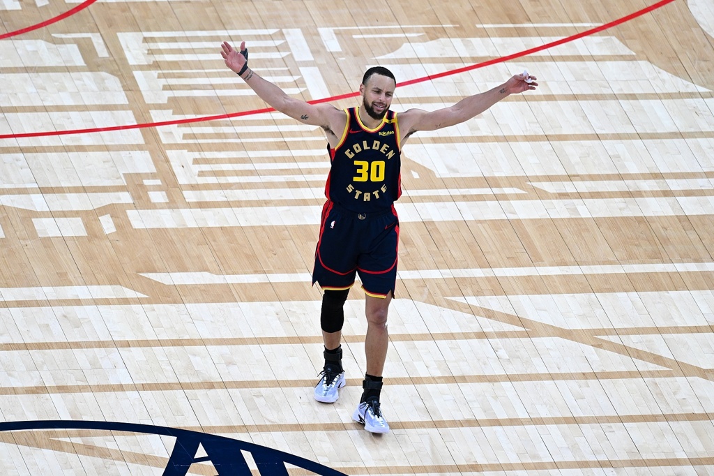 网上说你净资产2.4亿？库里：我不知道也不关心 有人帮我处理这些